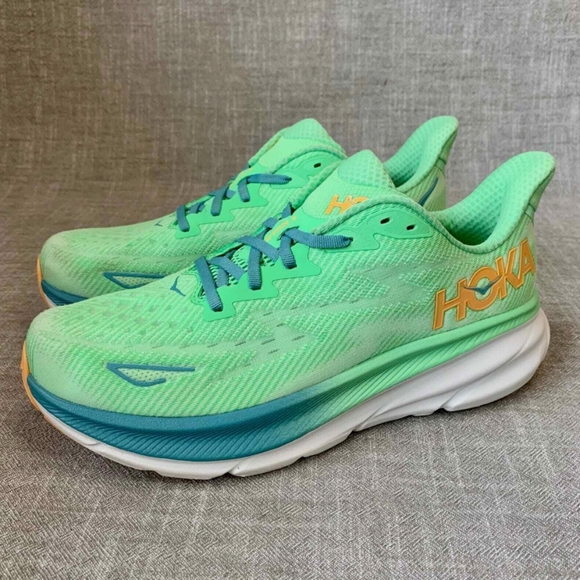 Men's Hoka Clifton 9 Zest Running Shoes